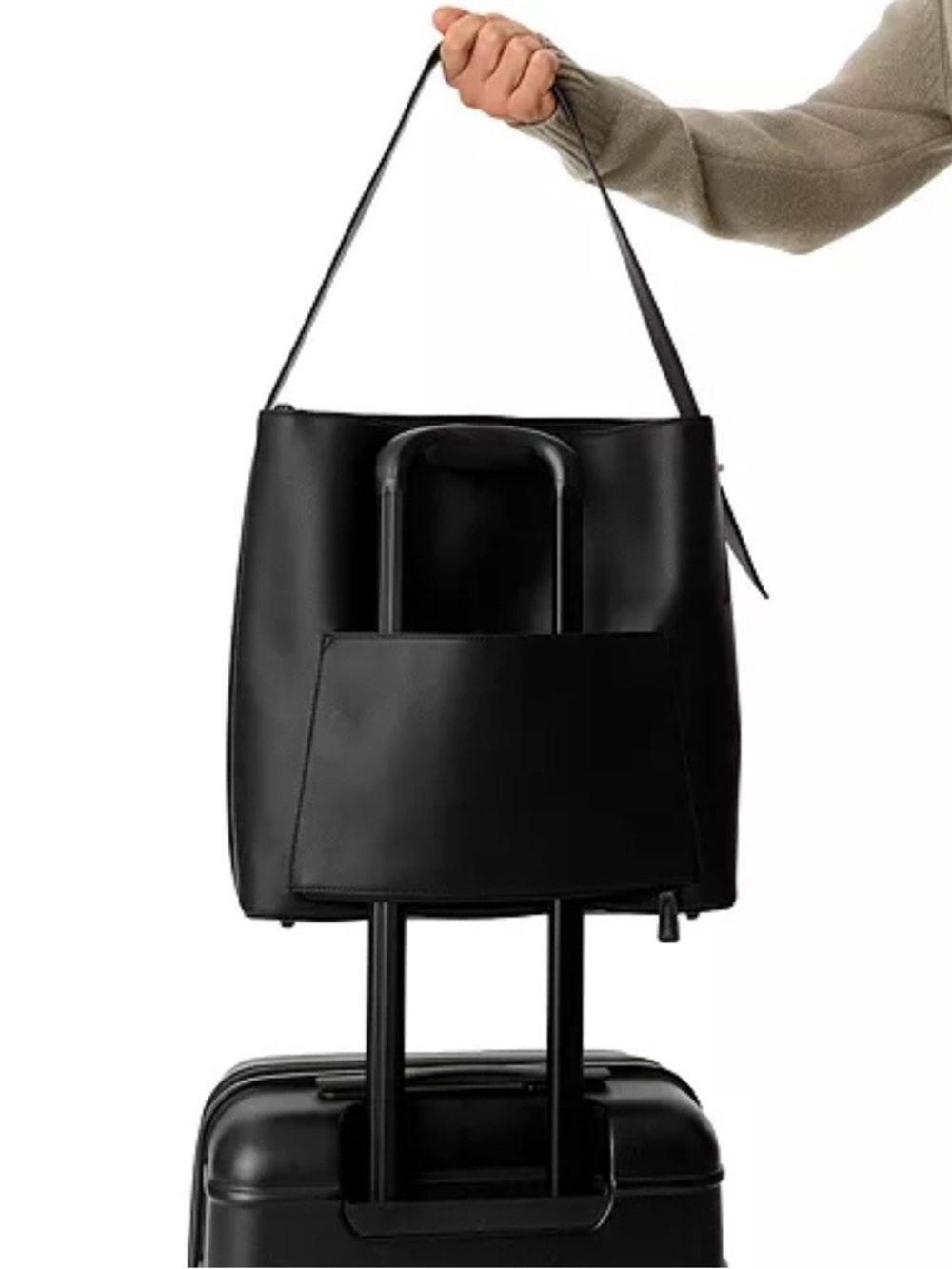 beis The Essential Tote in Black